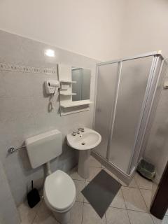 Orange Room - Full and Served Studi - Cocquio Trevisago - 4