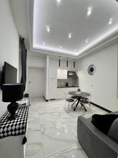 Ferdinando's Home - Naples - 4