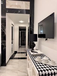 Ferdinando's Home - Naples - 6