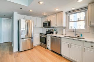 Pool and Beach Access Scenic Murrells Inlet Condo! - Myrtle Beach - 2