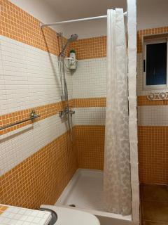 Cozy 3 Bedroom Townhouse - 2