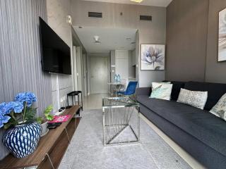 Elegant 1BHK Apartment in Business Bay - 9