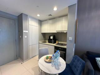 Elegant 1BHK Apartment in Business Bay - 8