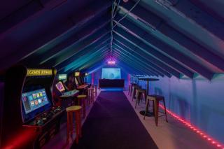 BRAND NEW Nashville Dream Hot Tub Arcade More - 1