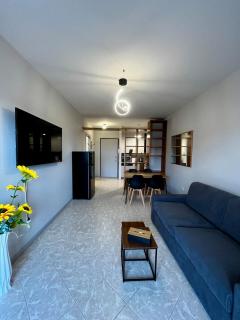Kristall Lago pool view by Almanova Residenze - Desenzano del Garda - 7