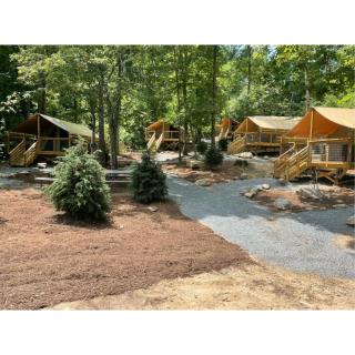 Outdoor Adventure Retreats - Wilderness Cove Campground - Saluda - 0