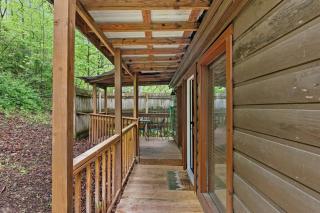 Romantic Hideaway - Rogers - 8