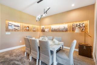 7458 Magic Village - 8 hóspedes, jacuzzi, 8 minutos da Disney - 7