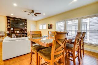 Spacious South Bend Home - Walk to Notre Dame! - South Bend - 5