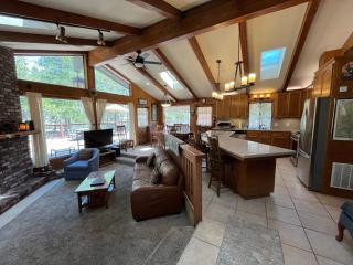 The Tree House II - Wawona - 5