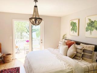 Laurel Cove Chalet - - 7