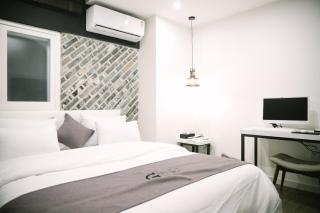 Gray hotel - T'ongyŏng - 6