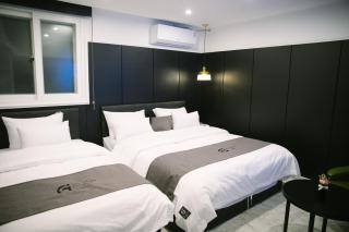 Gray hotel - T'ongyŏng - 7
