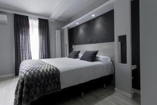 Hostal Overnight Madrid - 8