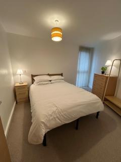 City Centre Upgraded Flat - Birmingham - 4