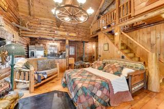 Lake and Beach Access at Lake Luzerne Cabin! - Lake Luzerne - 4
