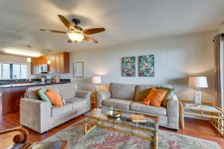 Kailua-Kona Coastal Condo with Lanai and Pool! - Kailua-Kona - 8