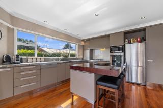 Seaside Weekender - New Plymouth Holiday Home - New Plymouth - 2