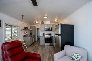 Picture Perfect at Sam's Beachcomber - Lake Havasu City - 4