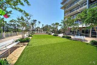 Laketown Wharf 2115 Penthouse with Gulf Views in PCB - Sleeps 6 - 9