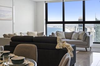 Oceans Suites - Q Stay - Gold Coast - 8