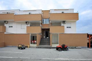 Apartments with a swimming pool Nin, Zadar - 23930 - Nin - 9