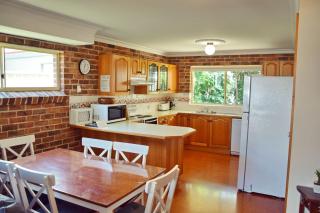 Birchgrove Terrace 1 - Bring your own linen - South West Rocks - 7