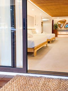Virgin Island Resort - 4