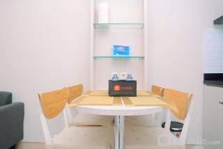 New Furnished 2BR Springlake Summarecon Bekasi Apartment By Travelio - Bekasi - 2