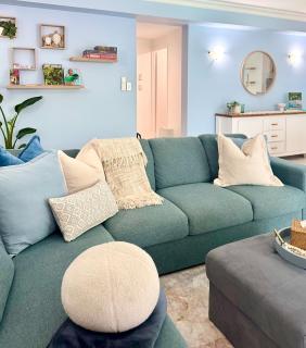 Luxury 2Bed 2bath Poolview apartment with Lift and 4pools - Cairns North - 3