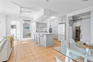 The Rocks Resort Unit 2i - Gold Coast - 7