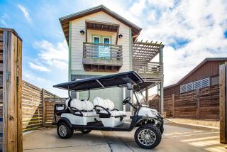 The Oyster House - Pet Friendly GOLF CART INCLUDED - 0