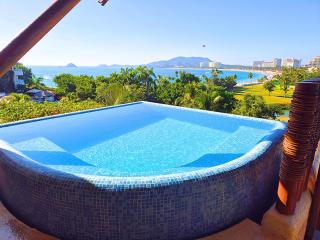 Residencia Frente al Mar con Jacuzzi y Vista a La Playa - 0