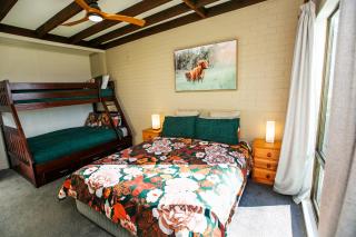 Bumblebrook Farm Motel - 7