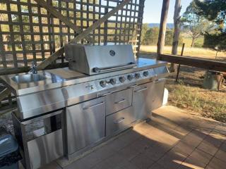 Bumblebrook Farm Motel - 6