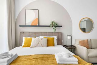 Silkhaus new studio in JVC with queen Bed - Dubai - 6