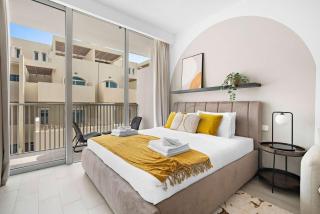 Silkhaus new studio in JVC with queen Bed - Dubai - 9