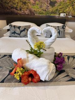 Ononui Lodge Airport, Ocean-View, Private Bathroom and Balcony, Free WiFi and Parking, On-Site Car Rental - Faaa - 9