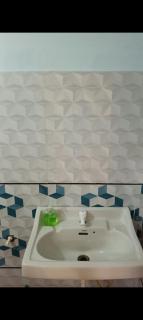 Home Stay With Rivers View - Colonelganj - 2