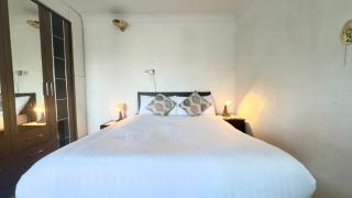 62 Regents Park by Al Faisal - 0