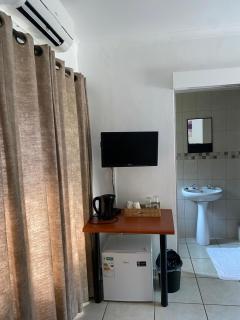St. Lucia Safari Lodge - St Lucia - 6