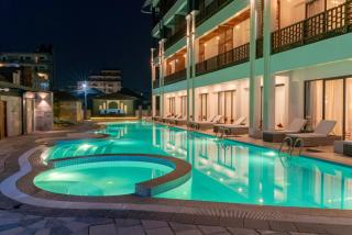 Lake View Resort - 2