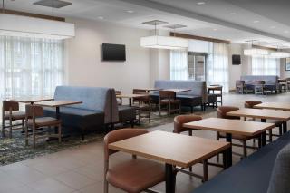 Hyatt Place Boulder Pearl Street - Newly Renovated - 4