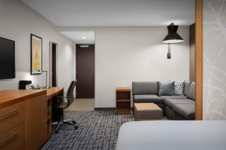 Hyatt Place Boulder Pearl Street - Newly Renovated - 1