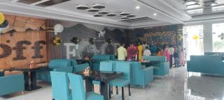 Hotel Vrindavan - - 4