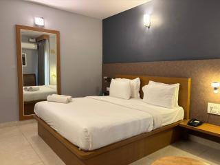 Air Avenue Hotel - Airport - Devanahalli-Bangalore - 4