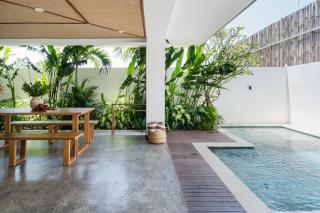Treetop 5 - Traditional, modern 3-story villa w ocean views - Bingin Beach - 0