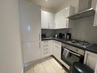 Beautiful 2 Bedroom Flat Next to Brighton Beach Sleep 6 - Brighton & Hove - 4
