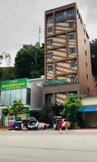 Hotel Nam Phong - - 3