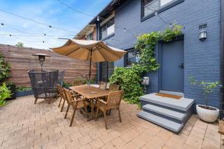 3 Bed Fully Renovated with Outdoor Fun - 5